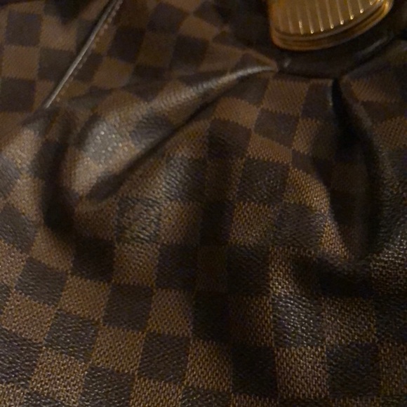 Authentic Louis Vuitton - Picture 4 of 4